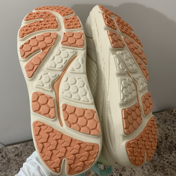 SIZE M13 Hoka U Bondi B3 Color-Block Shoes - Picture 17 of 17